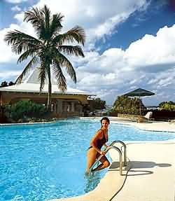 grotto -bay-beach